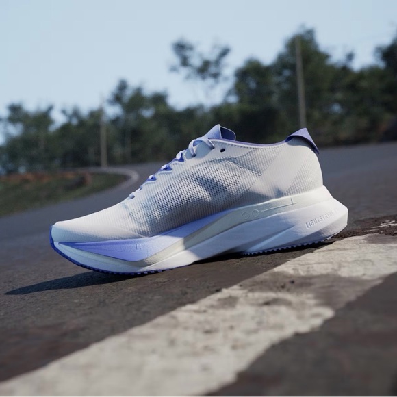 Adidas Adizero Boston 12 Shoes - Picture 4 of 9